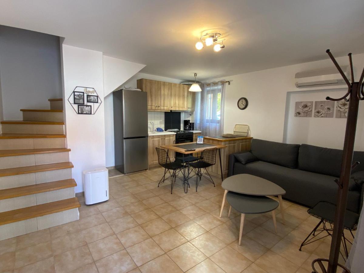 Romantic Maisonette In The Heart Of Pythagoreio Rh Door Экстерьер фото