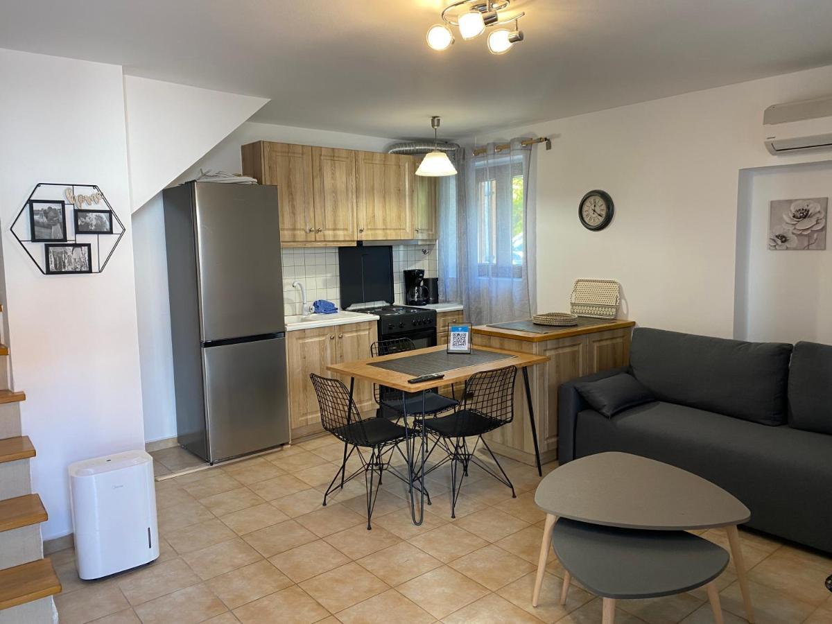 Romantic Maisonette In The Heart Of Pythagoreio Rh Door Экстерьер фото